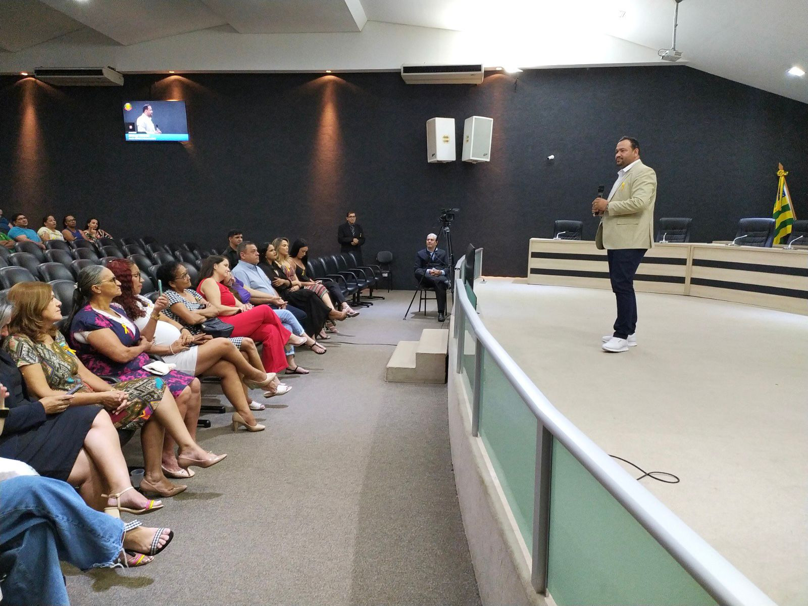 Câmara Municipal de Goianésia realiza palestra voltada para a saúde mental e seus desafios
