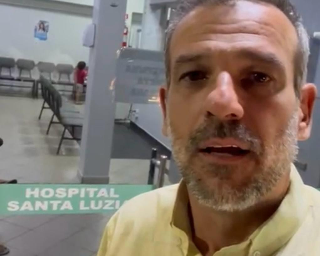 Renato de Castro grava vídeo após ser hospitalizado, crise hipertensiva causou mal-estar