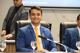 Hiago Matos surge como possível candidato a deputado e movimenta bastidores políticos em Goianésia