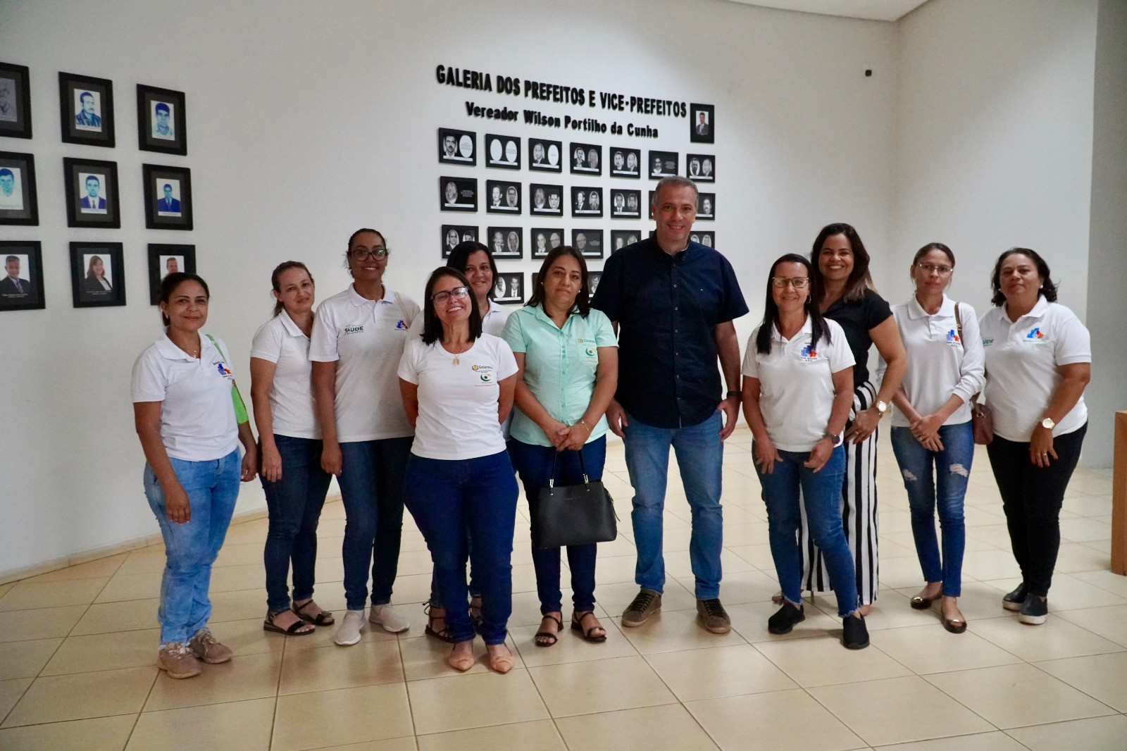 Prefeito Leonardo Menezes concede reajuste salarial aos agentes comunitários e de combate a endemias de Goianésia