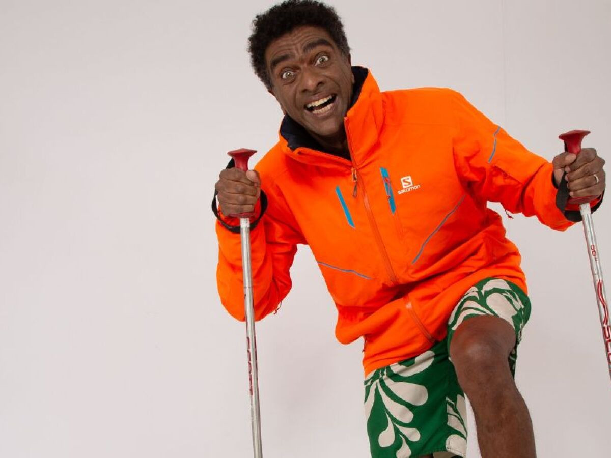 Preto de Neve O Show, com Helio de La Peña, chega no Centro Cultural Berchiolina Rodrigues em Goianésia