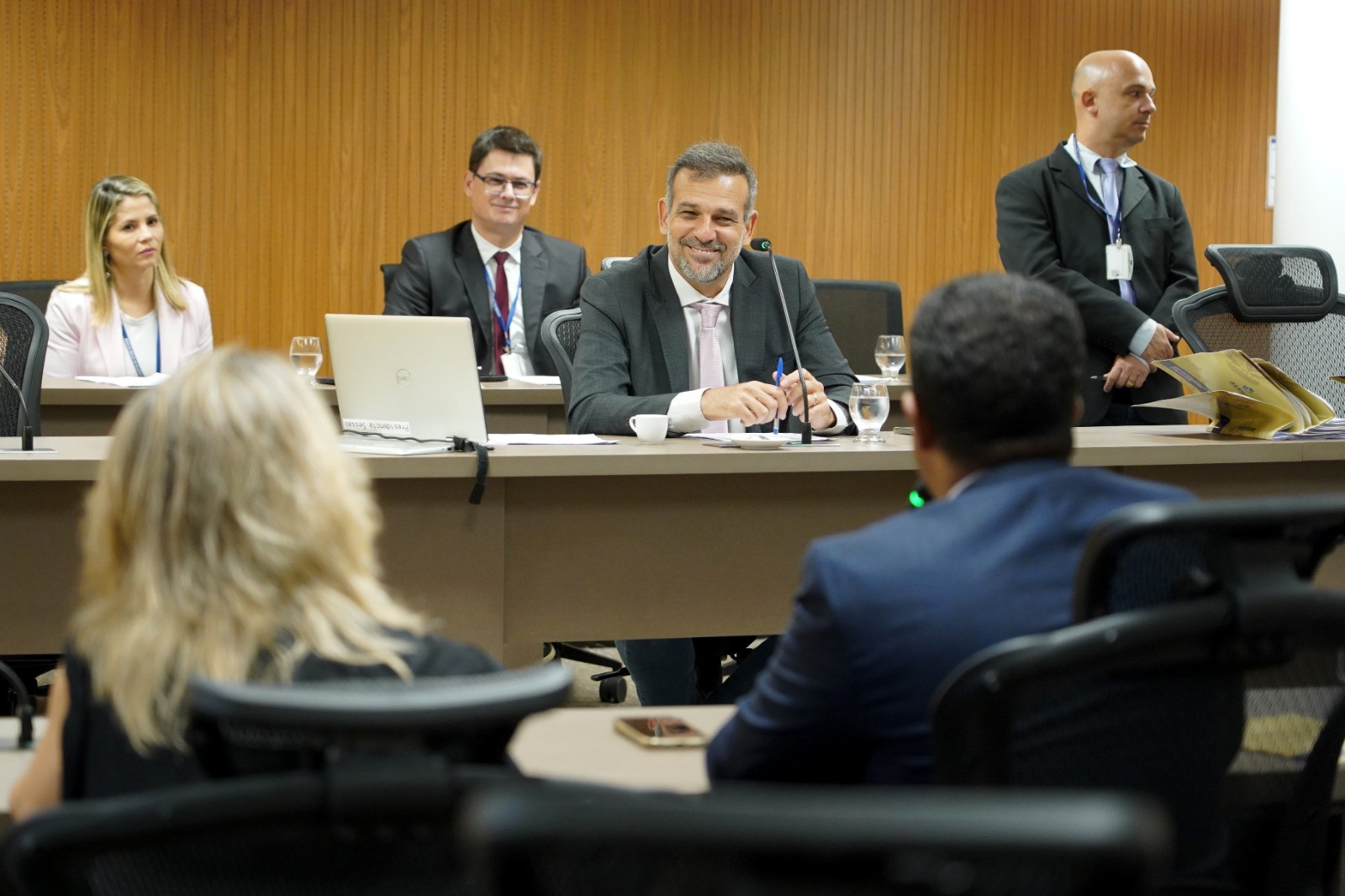 Renato de Castro delibera na Comissão de Tributação, Finanças e Orçamento sobre 23 processos contendo relatórios financeiros