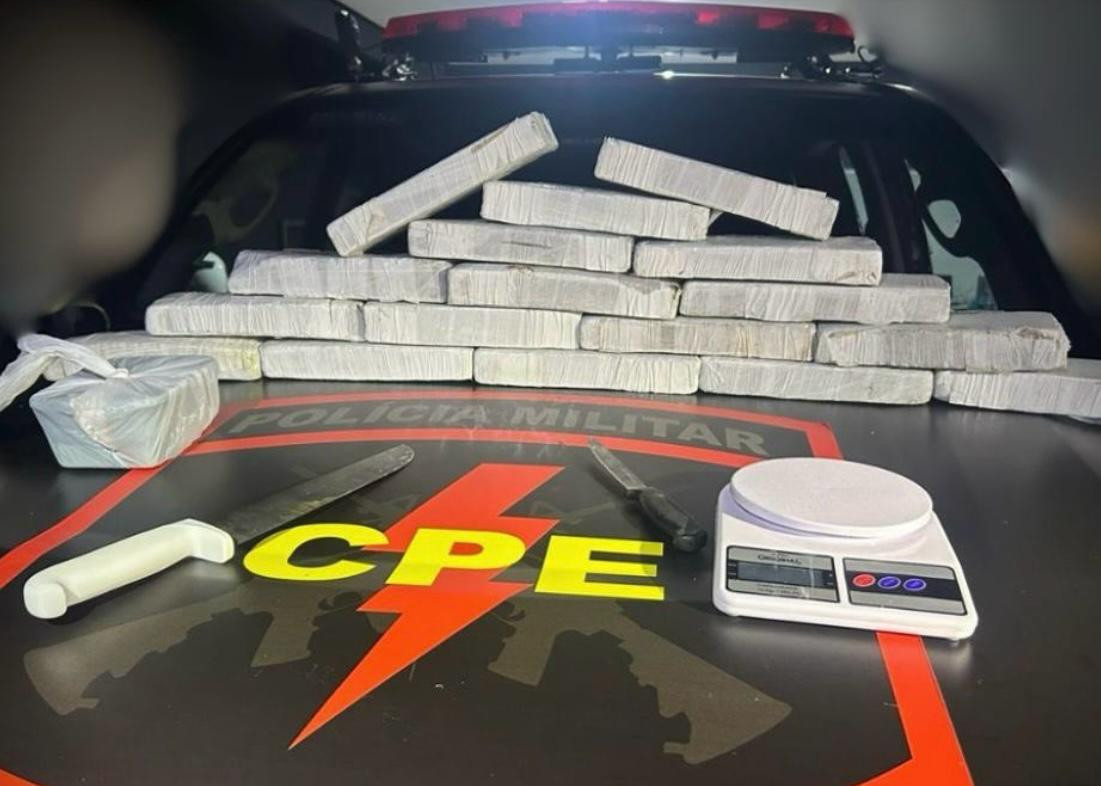 Em patrulhamento CPE de Goianésia prendem traficante com 17 kg de drogas 