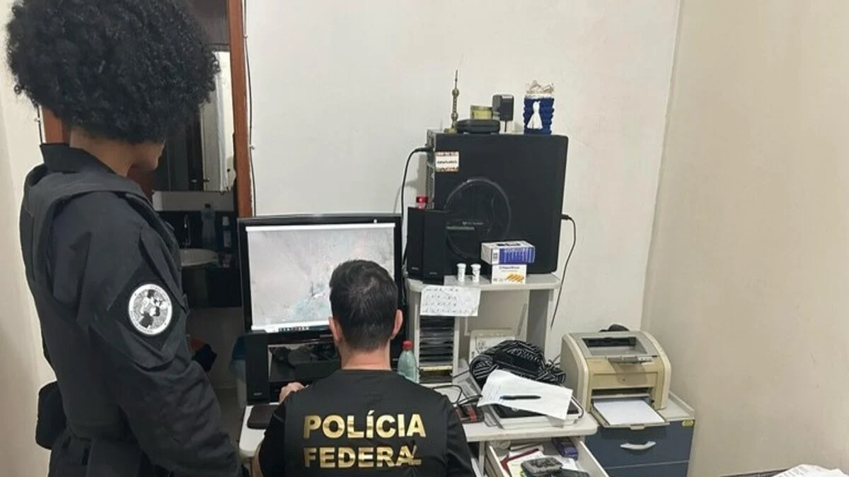 Maestro é preso em Anápolis durante operação contra pornografia infantil