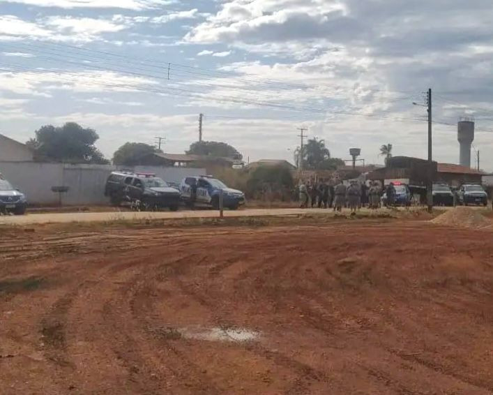 Polícia monta operação para localizar criminoso suspeito de esfaquear mãe e filhos em Souzalândia