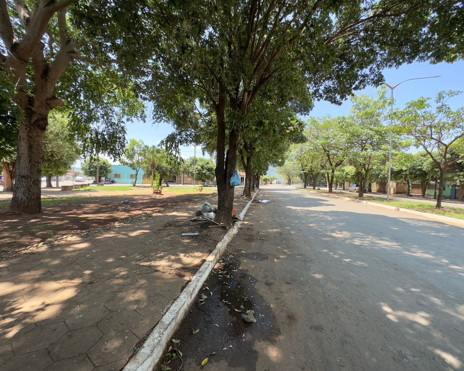 Vereador Cigano solicita reforma das praças do bairro São Cristóvão na Avenida Contorno
