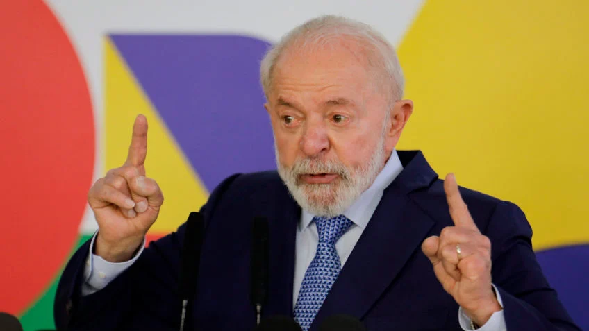Lula ameaça taxar plataformas digitais se Trump aumentar imposto sobre aço brasileiro