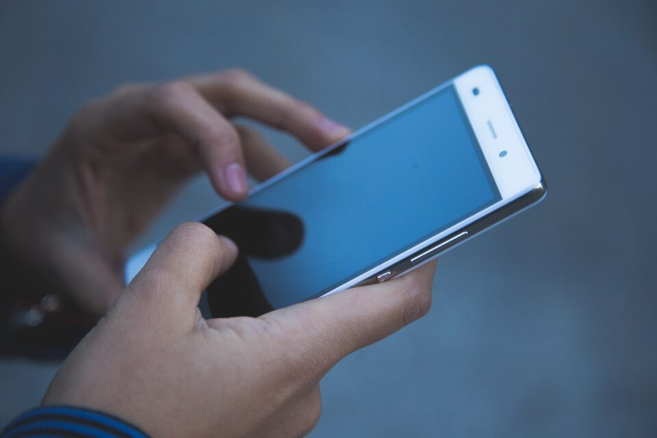 Pix por aproximação deve começar em fevereiro de 2025, informa Banco Central