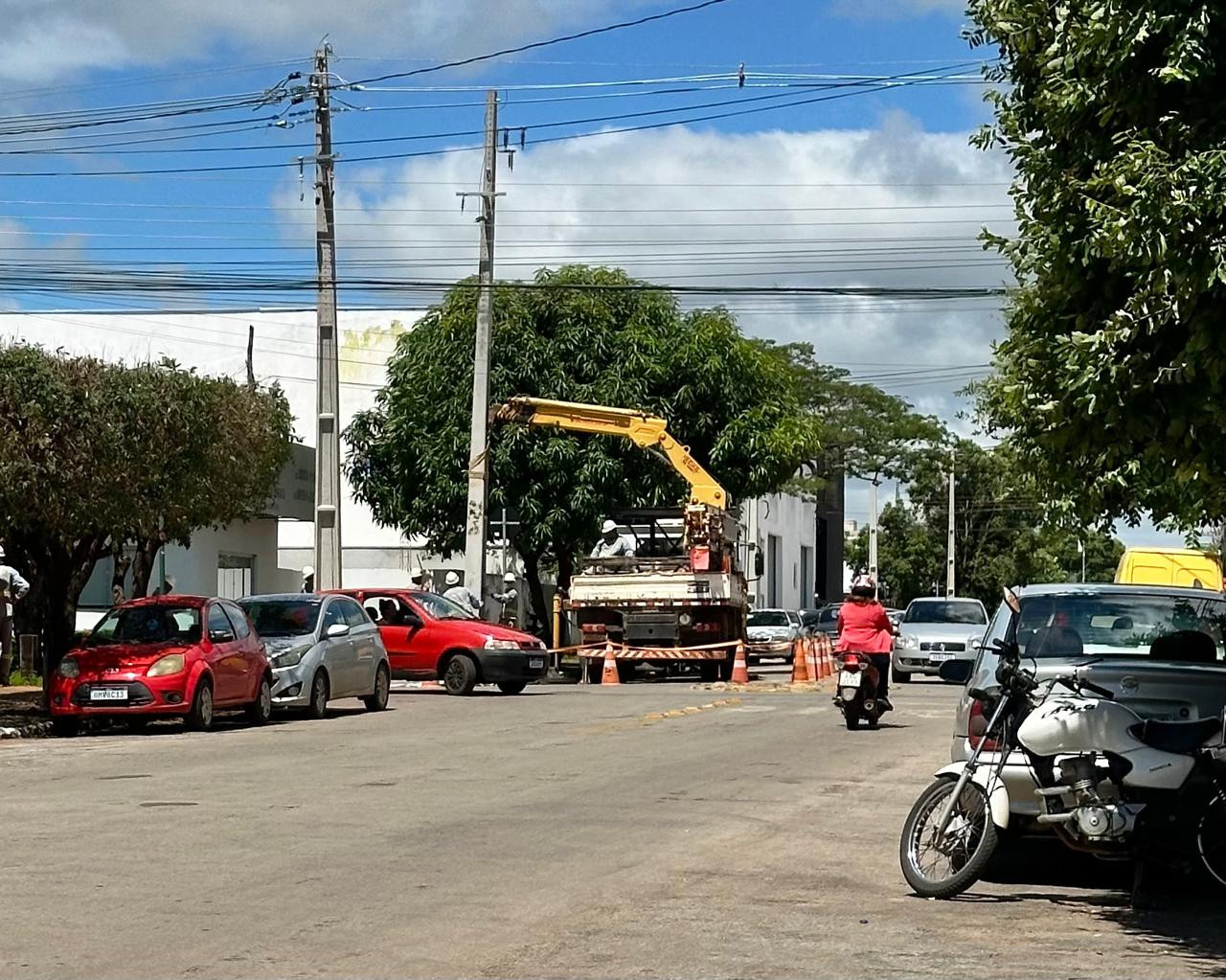 Moradores do São Cristóvão e Carrilho enfrentam quedas de energia nesta segunda-feira
