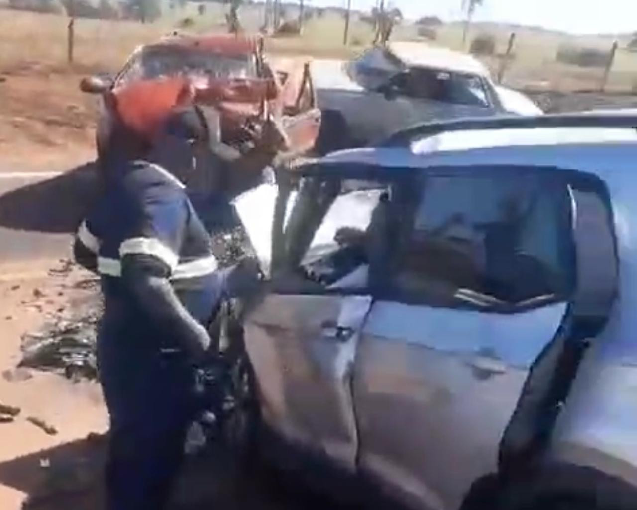 Grave acidente deixa 4 vítimas em rodovia entre Uruana e Carmo do Rio Verde