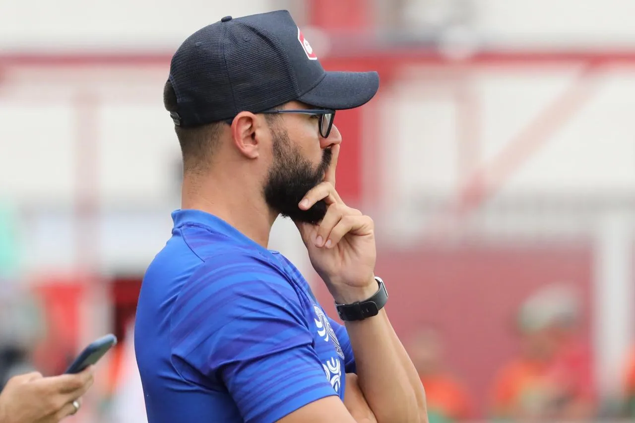 Luan Carlos lamenta eliminação do Goianésia e critica arbitragem: “campeonato manchado”