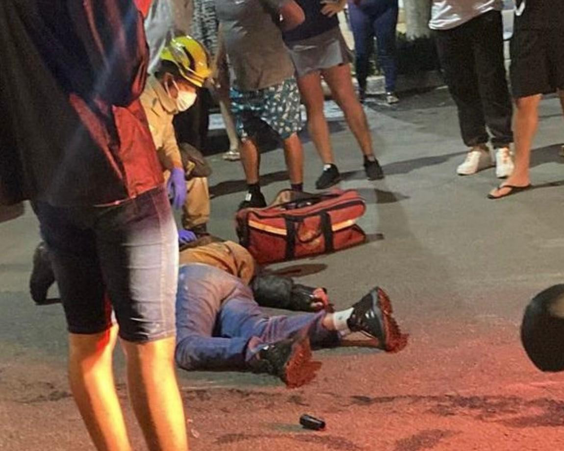 Motociclista fica gravemente ferido em acidente no centro de Goianésia; bombeiros foram acionados