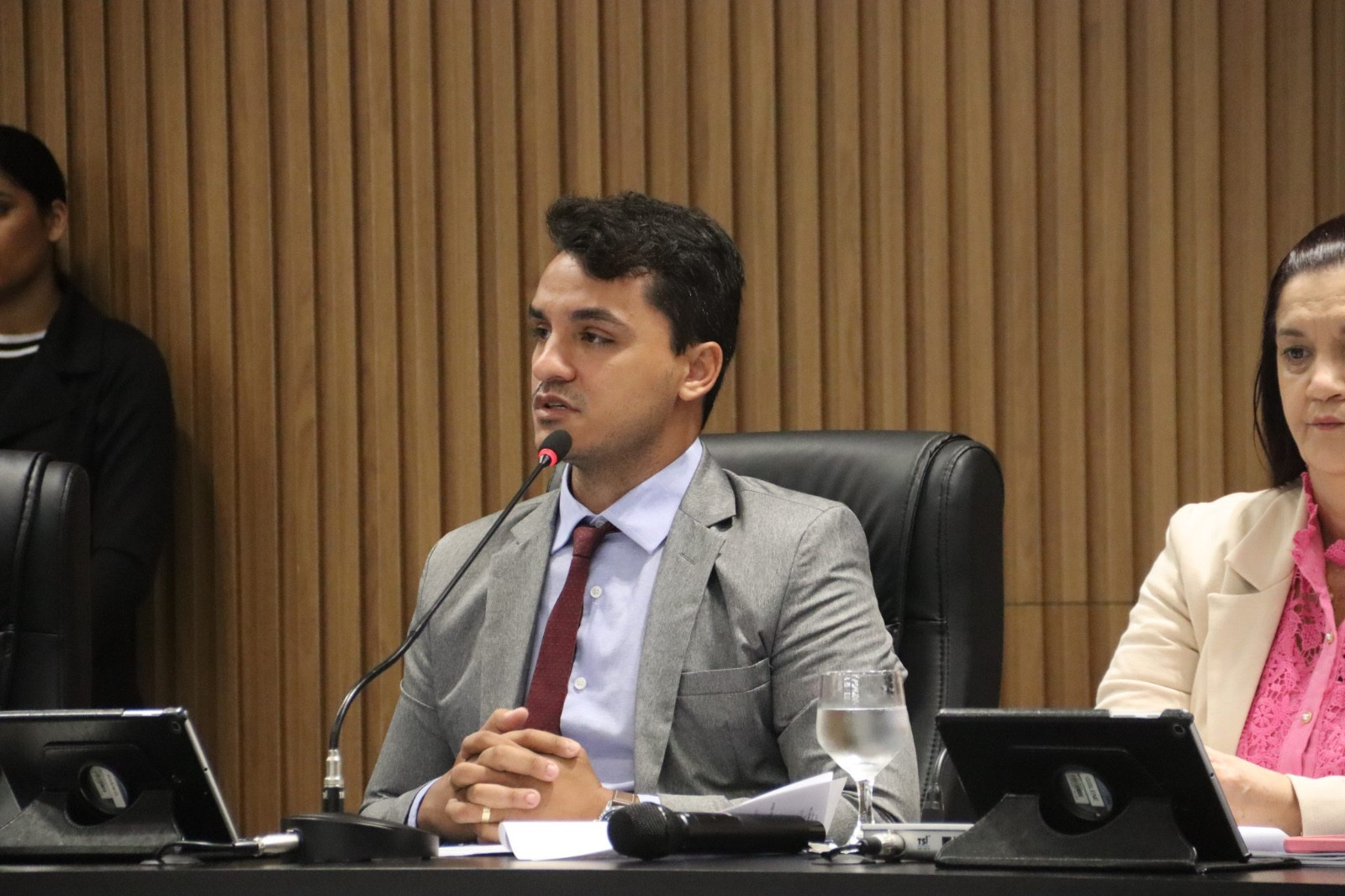 O vereador Hiago Matos solicita a construção de uma creche no Residencial Jardim do Cerrado