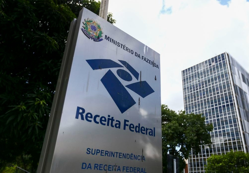 Prazo para declaração de imposto de renda termina nesta quarta-feira (31)
