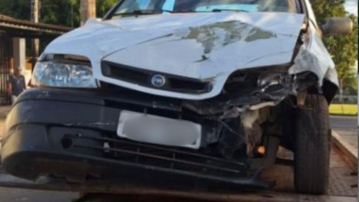 Anápolis: motorista bêbado e sem CNH quebra muro e invade casa com carro