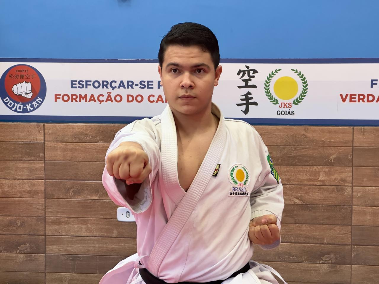 Jovem goianesiense é convocado para campeonato mundial de karatê no Japão mas precisa de ajuda para viagem