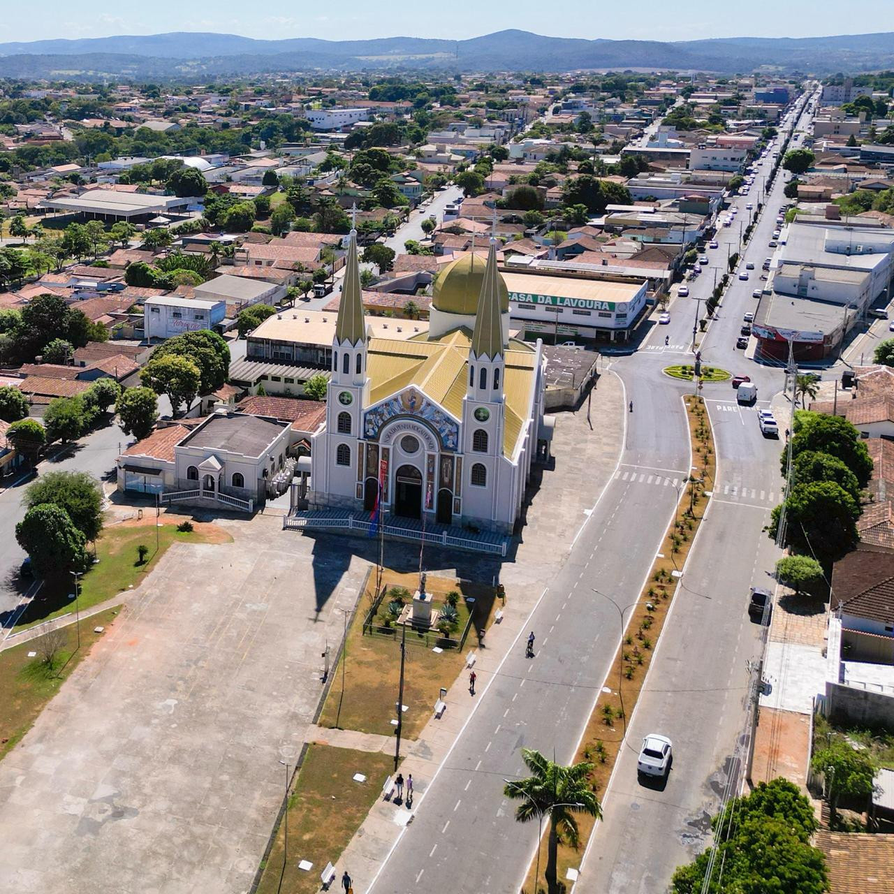Prefeitura de Jaraguá anuncia concurso com 168 vagas de nível médio e superior