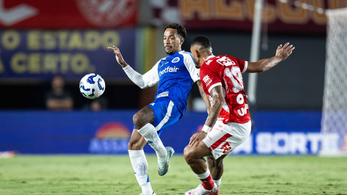 Vila Nova não segura a pressão diante do Cruzeiro e dá adeus à Copa do Brasil