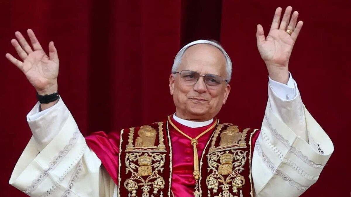 Papa Leão XIV se refere a família como ‘união estável de homem e mulher’