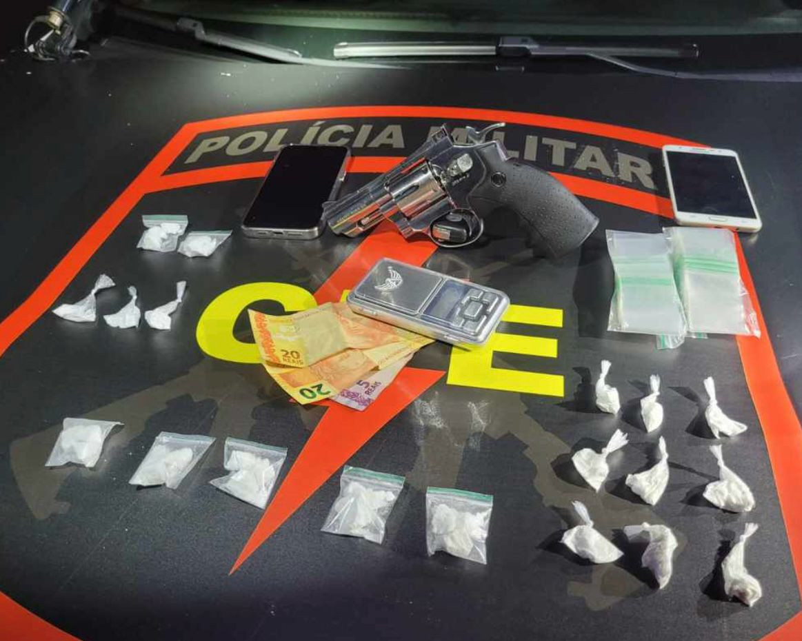 CPE de Goianésia prende traficante de drogas após denúncia de agressão