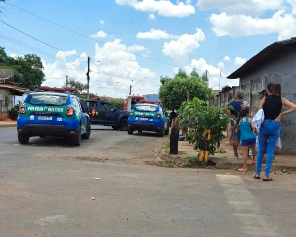 Homem e baleado em tentativa de homicídio no bairro Nova Aurora