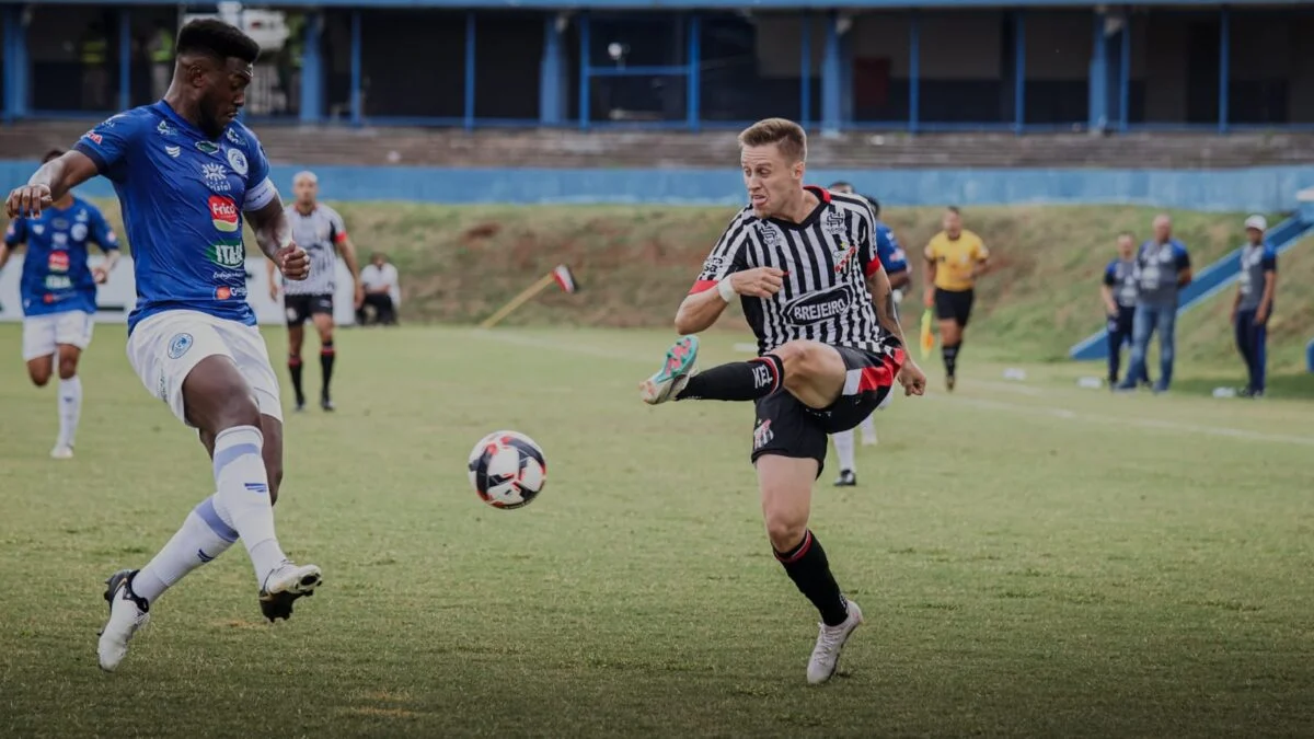 Anápolis vence Goianésia e garante liderança; Azulão é rebaixado
