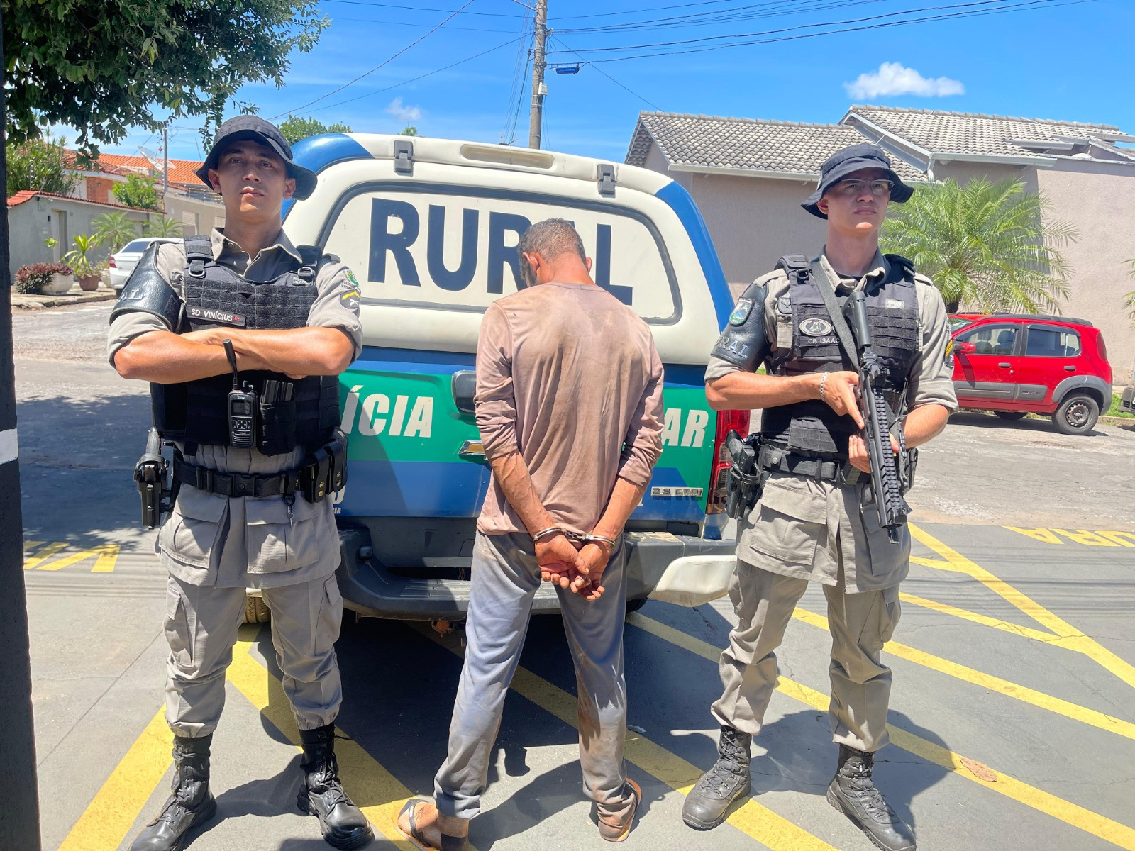 Batalhão Rural da Polícia Militar prende homem por ameaça e importunação sexual