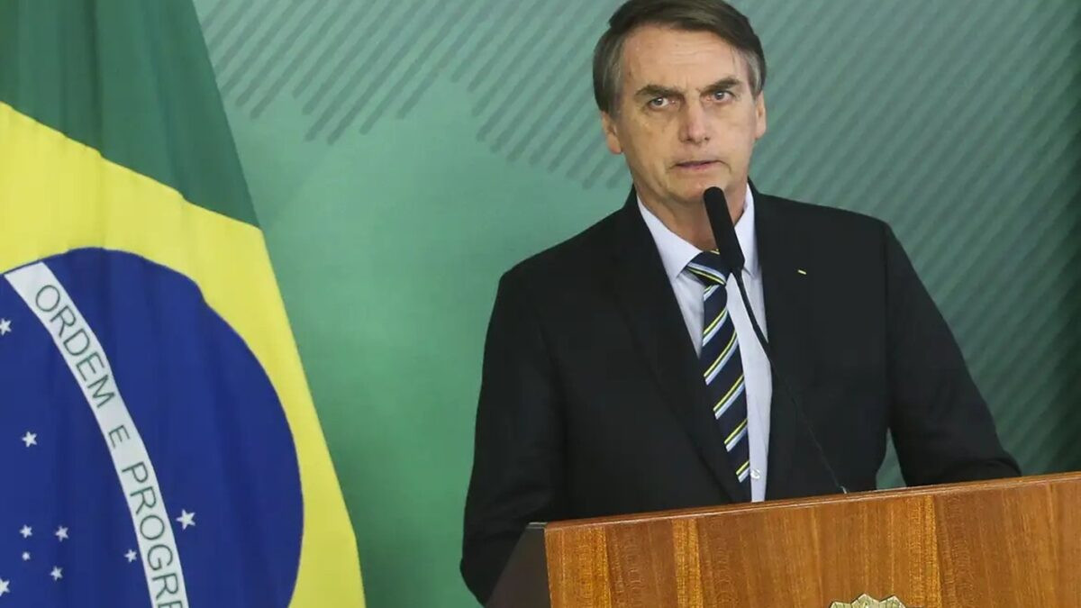 Bolsonaro critica rapidez do Judiciário após STF marcar seu julgamento