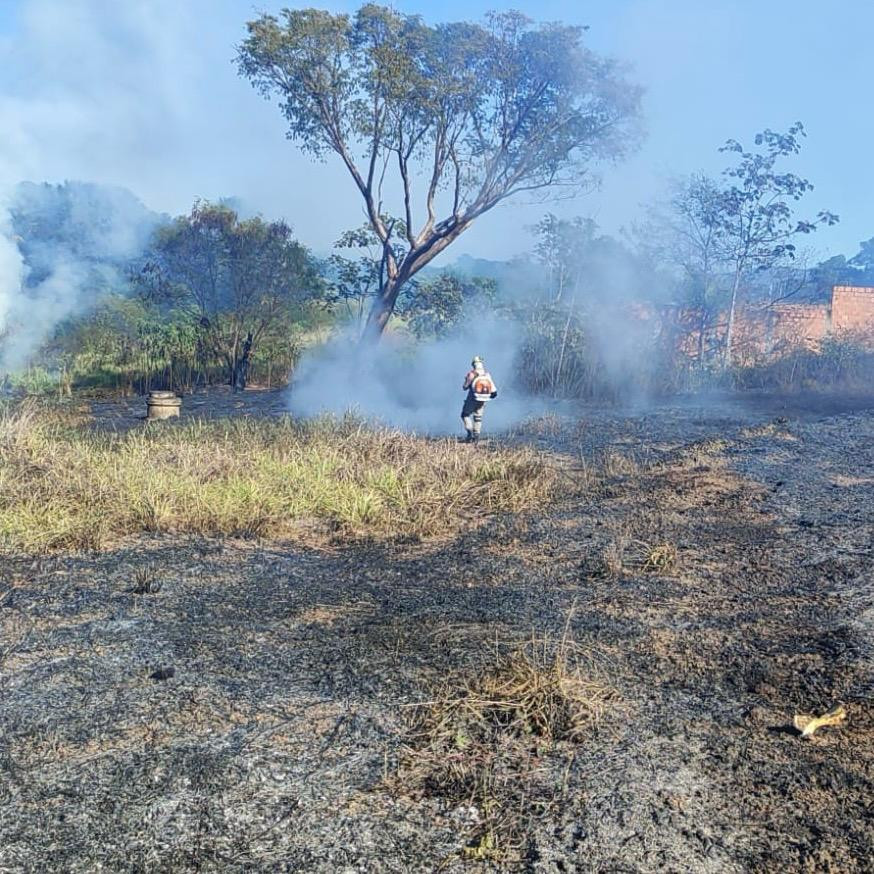 Batalhão dos Bombeiros de Goianésia atendem diversas ocorrências de combate a incêndio neste final de semana