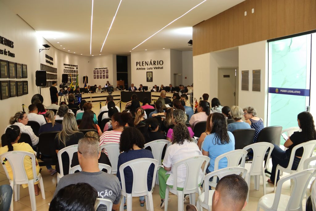 Câmara Municipal de Goianésia aprova alteração em vencimentos de Saúde