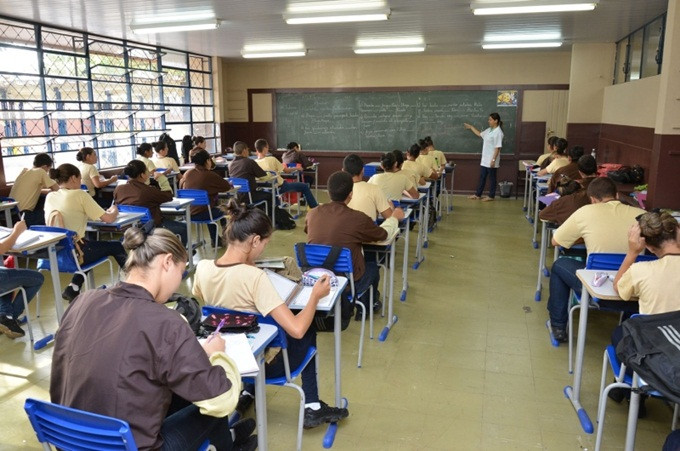 Governo de Goiás cria mais 10 novas unidades de Colégios Militares chegando agora 76