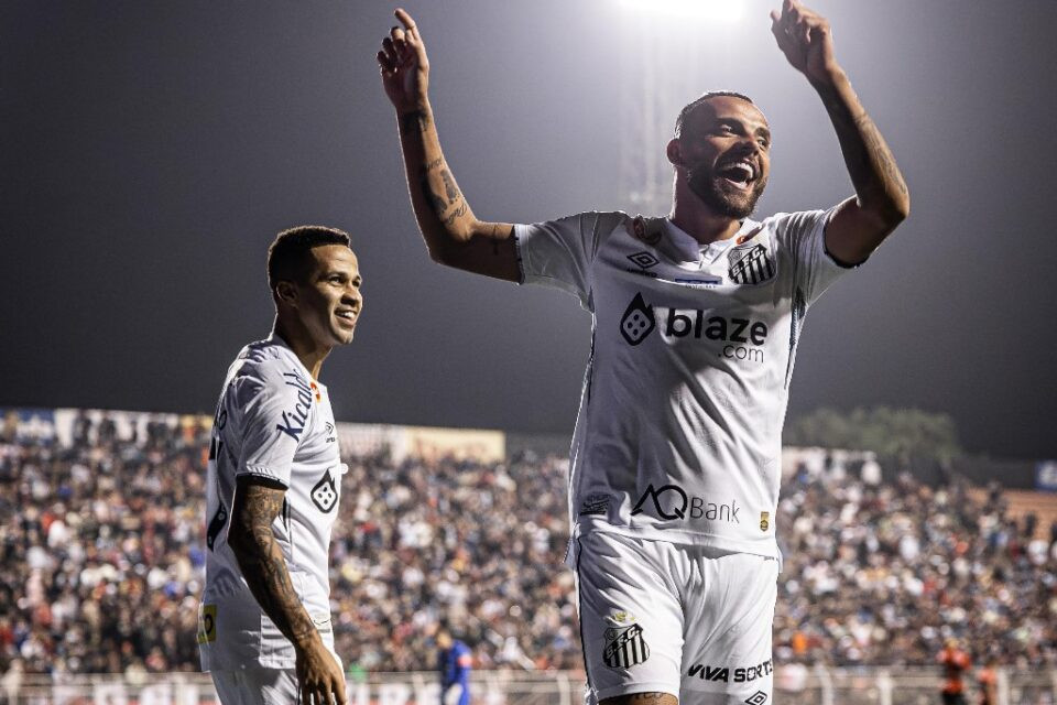 Santos vence Ituano e pode voltar à Série A na próxima rodada diante do Vila Nova