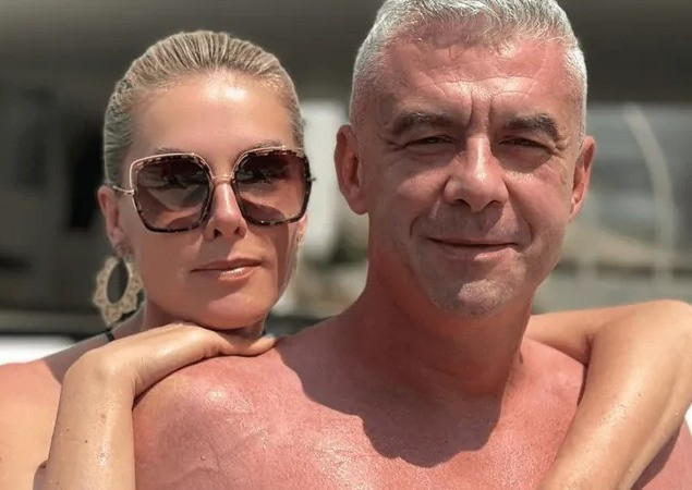 Ana Hickmann estaria 'muito machucada' após agressões do marido, diz site de notícias