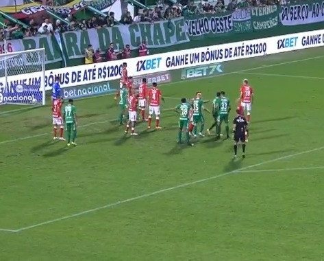 Vila Nova cede empate para a Chapecoense e perde a chance de aproximar do G-4