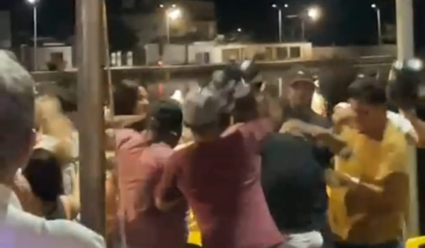 Festa de som automotivo se transforma em briga fora de controle em Carmo do Rio Verde