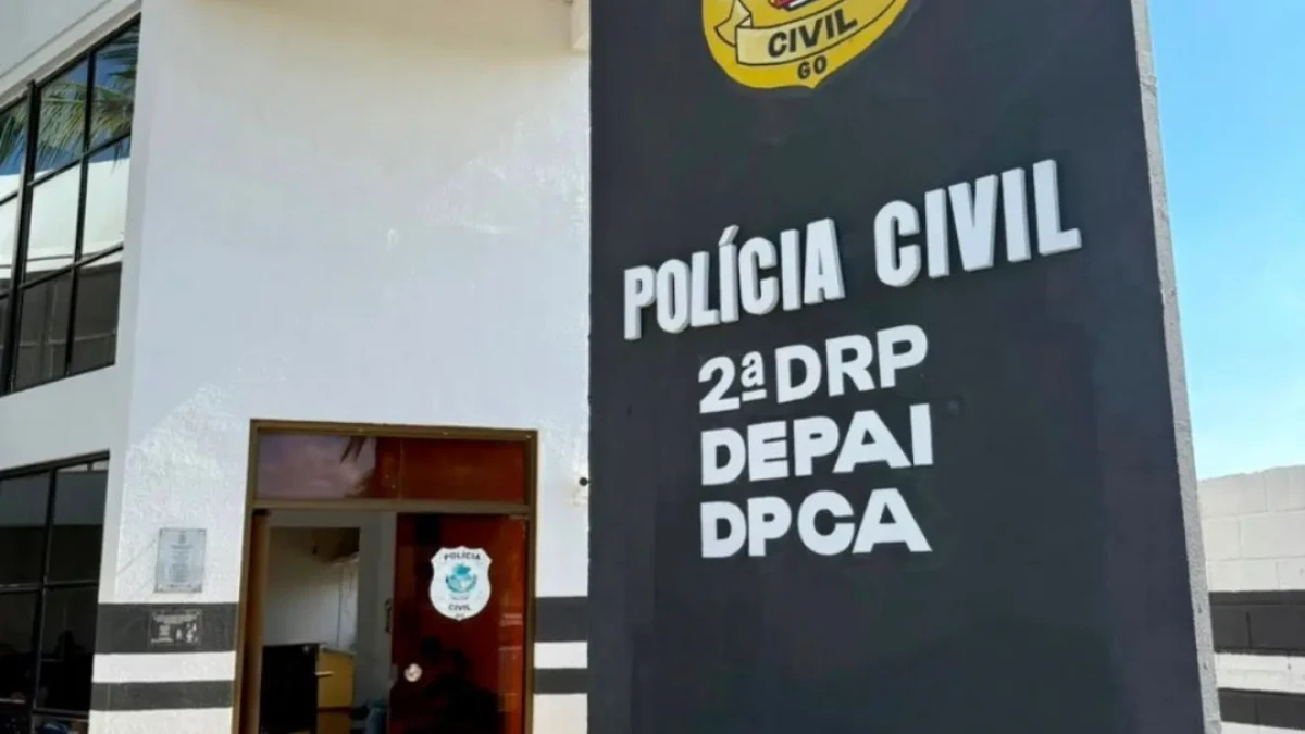 ‘Tia’ é presa por de manter adolescente como escravo sexual por dois anos em Aparecida de Goiânia