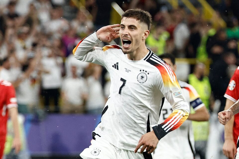 Alemanha vence Dinamarca, e avança às quartas em jogo marcado por raios e VAR