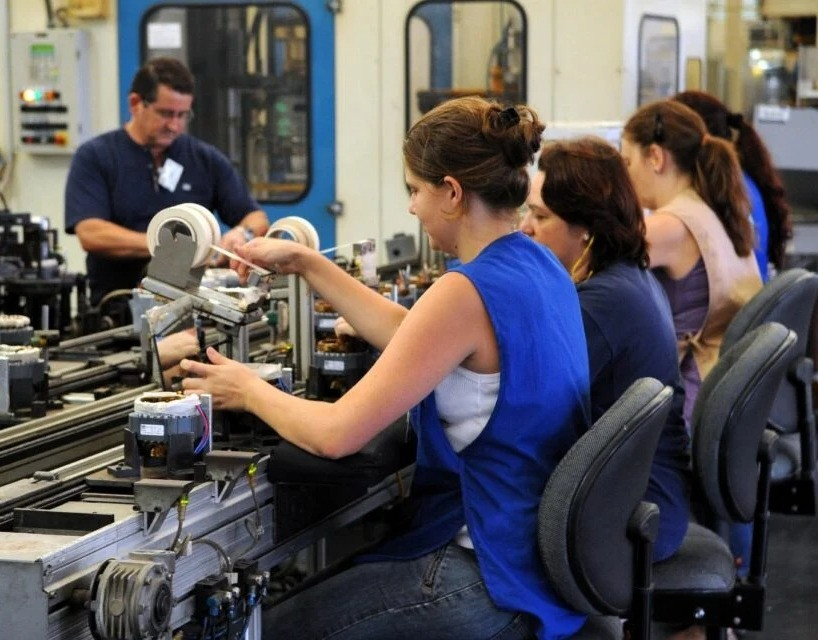 Média salarial das mulheres em Goiás alcança maior índice desde 2012
