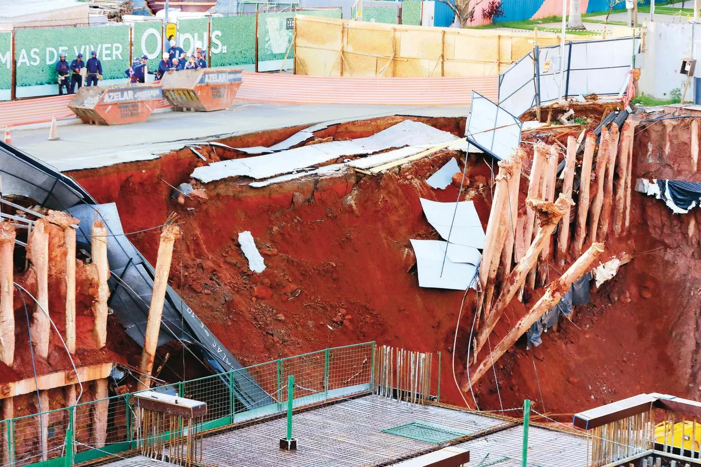 Solo de obra desliza em Goiânia e moradores precisam deixar prédio no Setor Marista