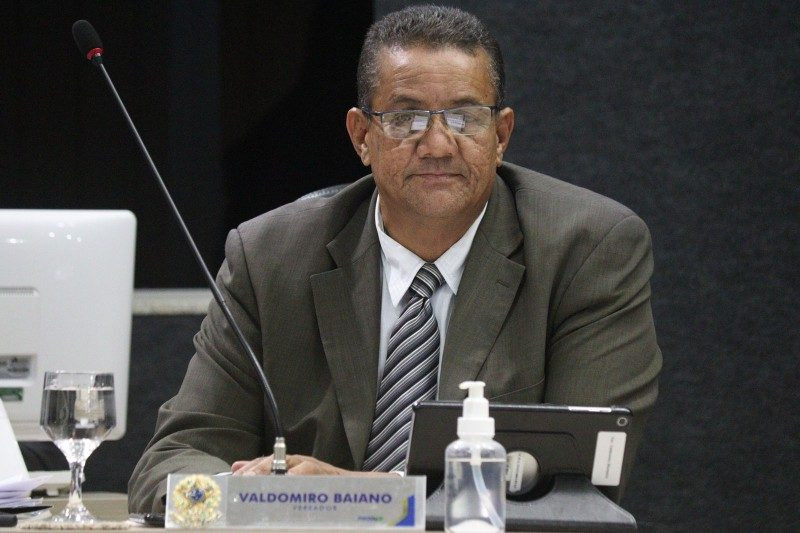 Valdomiro Baiano solicita instalação de lombada eletrônica na rodovia GO-080