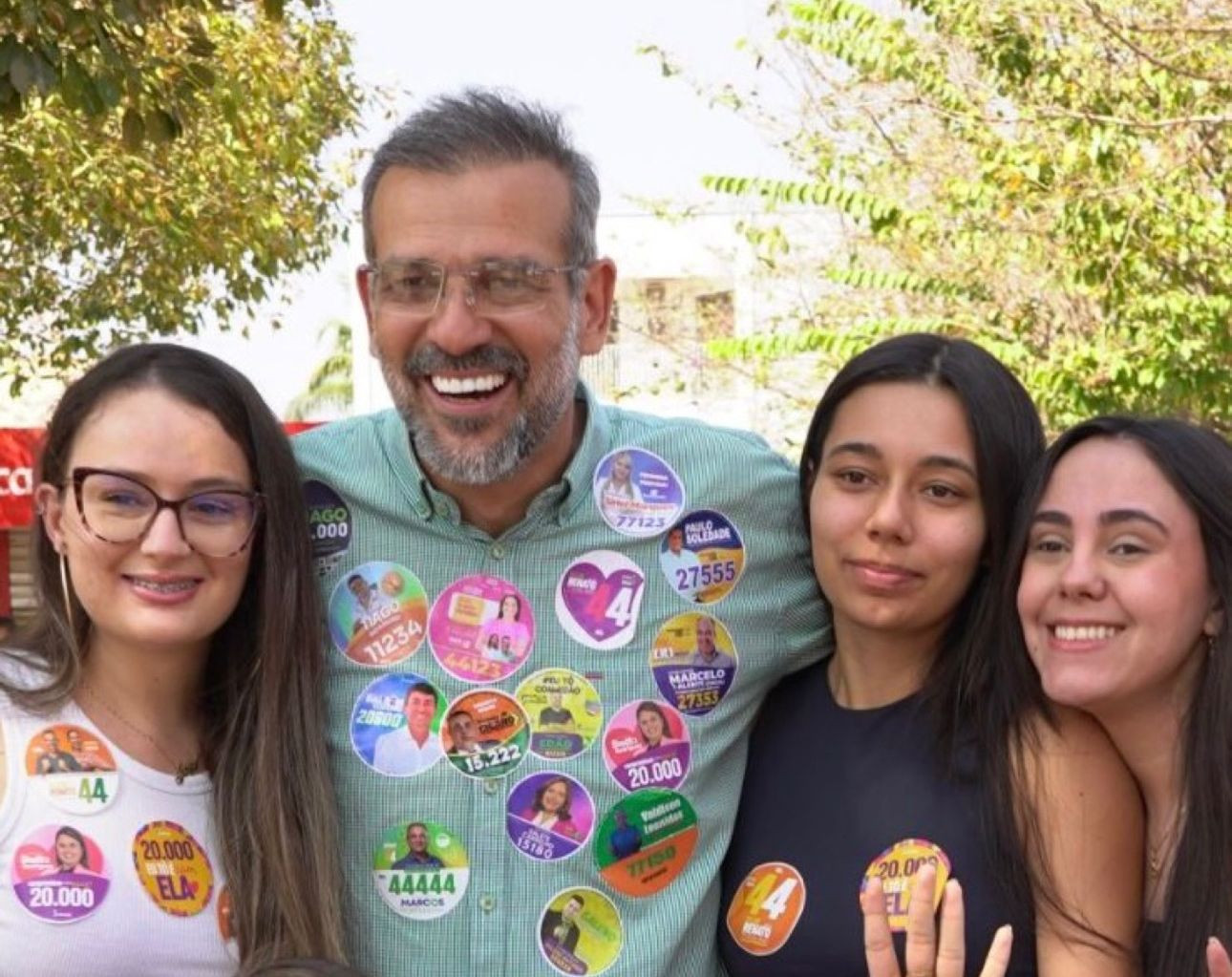 Programa de bolsas universitárias será retomado a partir de 2025, afirma Renato de Castro