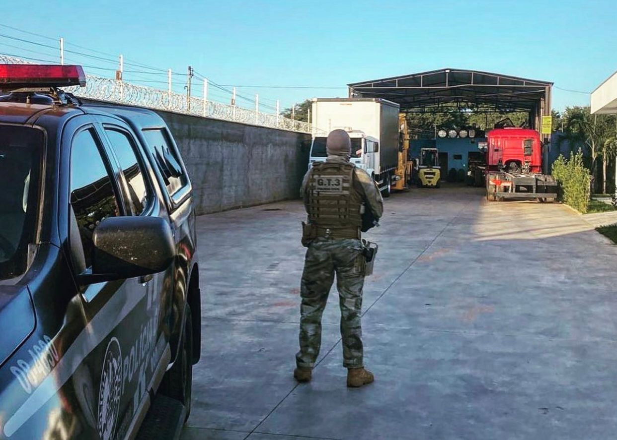 Integrantes de associação criminosa especializada em desmanche de caminhões são presos em Goianésia e São Paulo